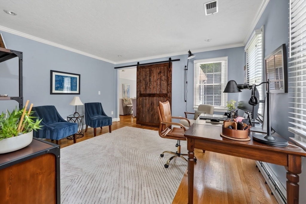 60 Old Oaken Bucket Rd