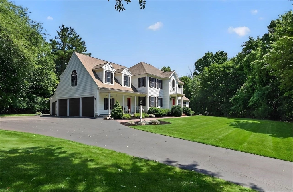 60 Old Oaken Bucket Rd