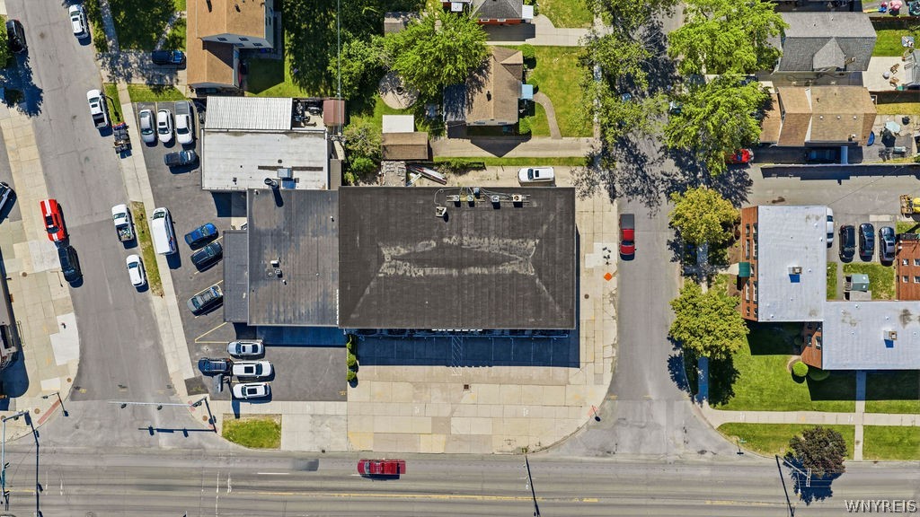 2718 Elmwood Avenue