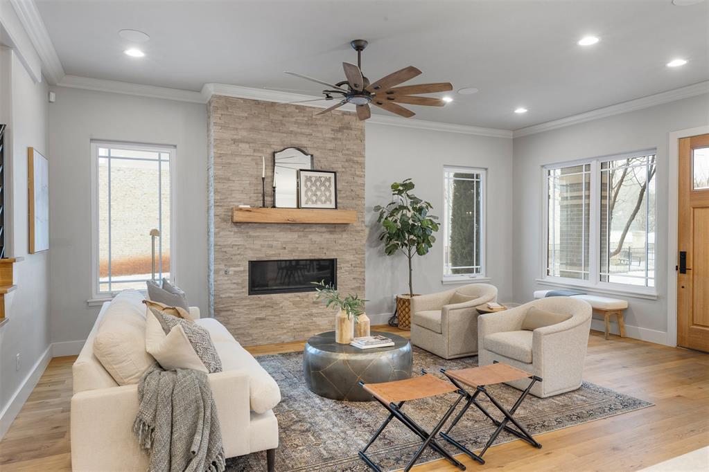 925 NW 43rd Street