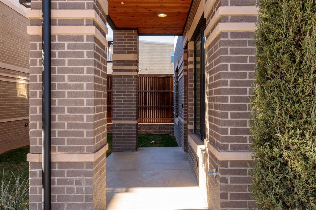 925 NW 43rd Street