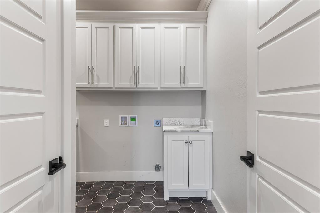 925 NW 43rd Street