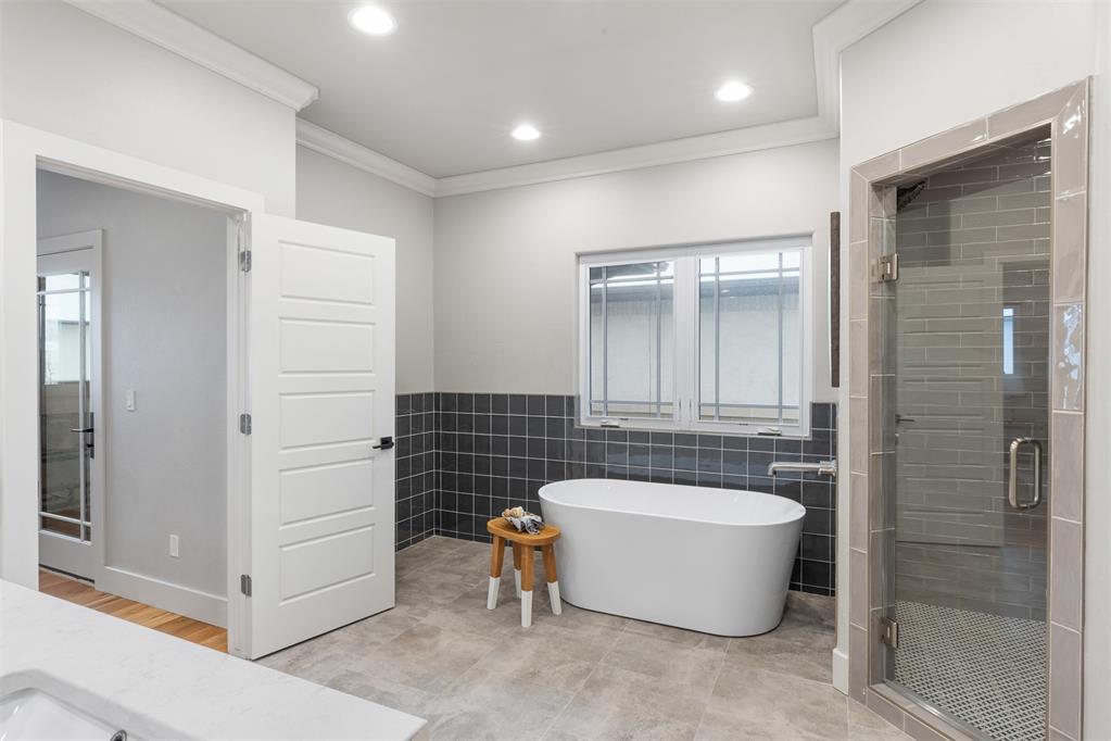 925 NW 43rd Street