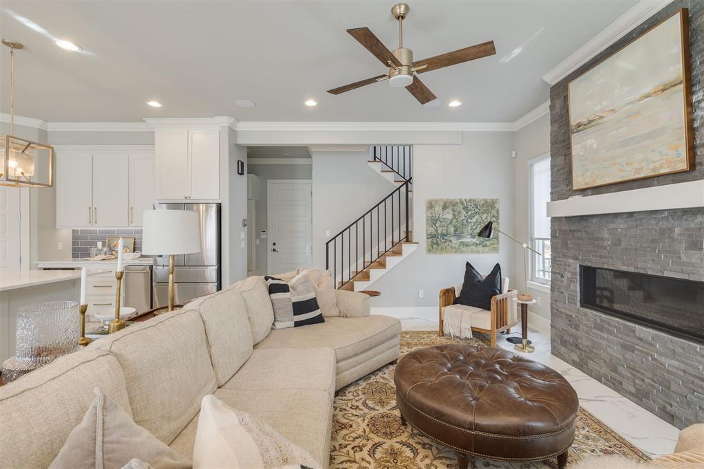923 NW 43rd Street