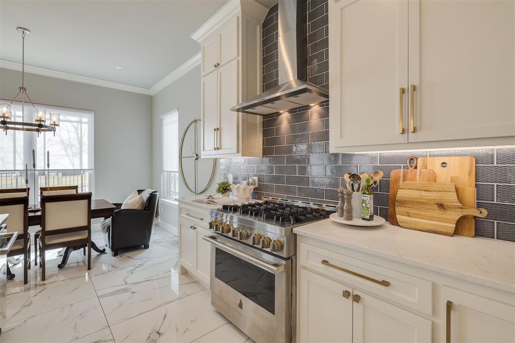 923 NW 43rd Street