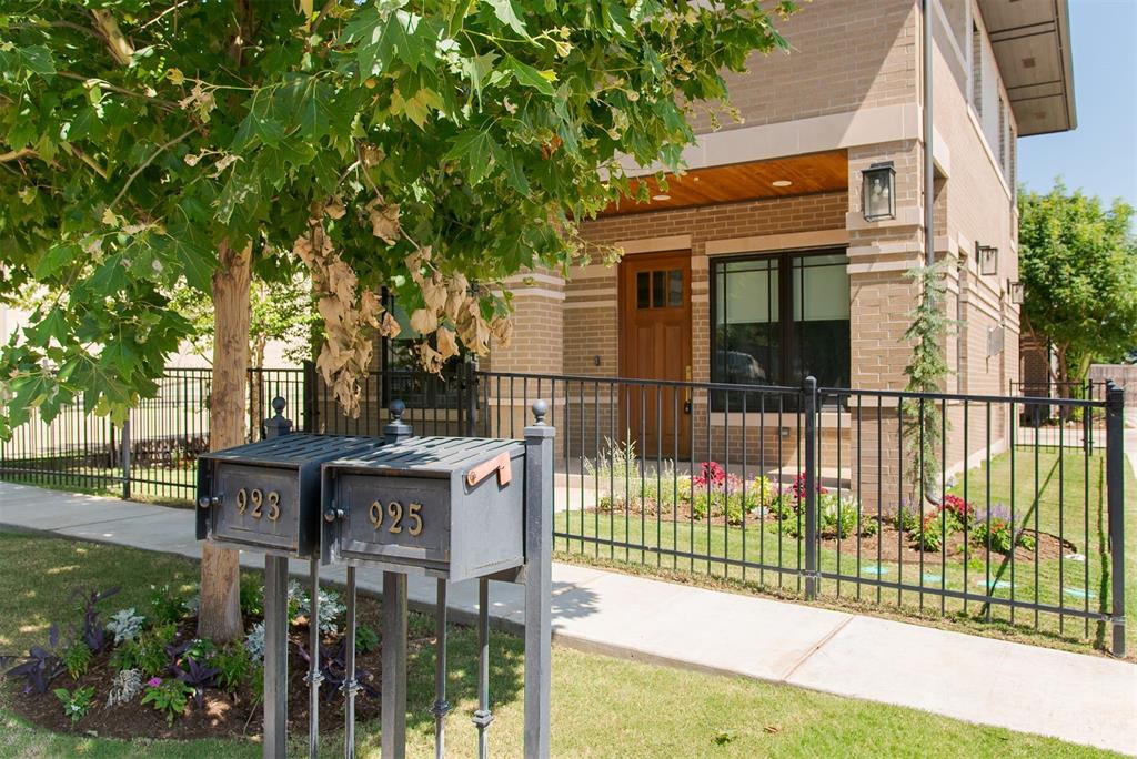 923 NW 43rd Street