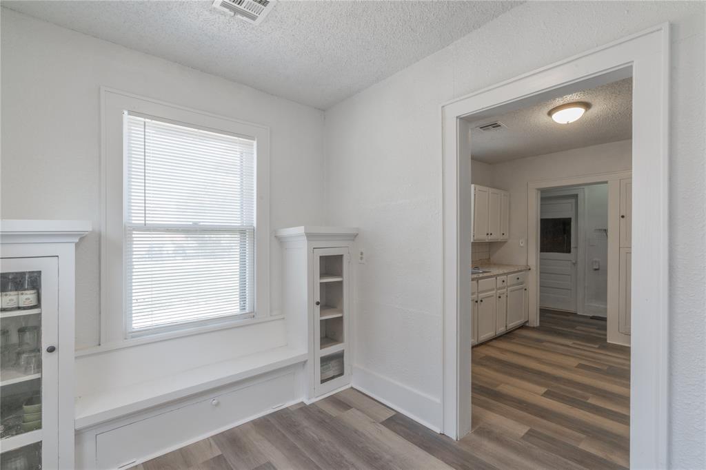 809 NE 17th Street