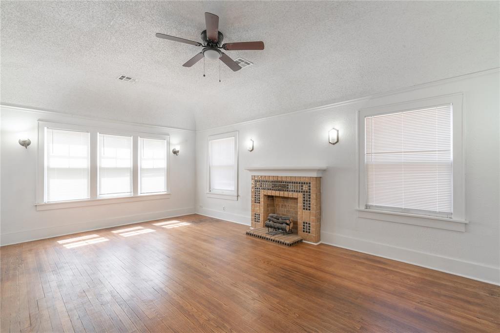 809 NE 17th Street
