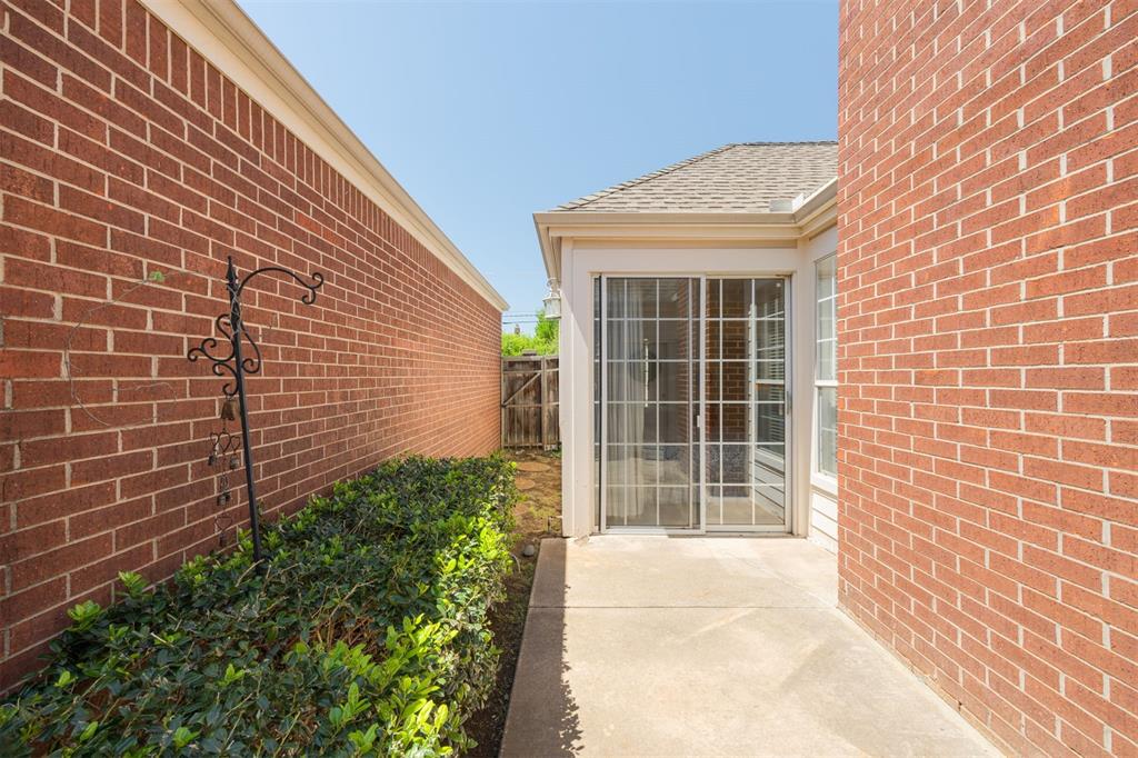 8918 N May Avenue Unit: 0