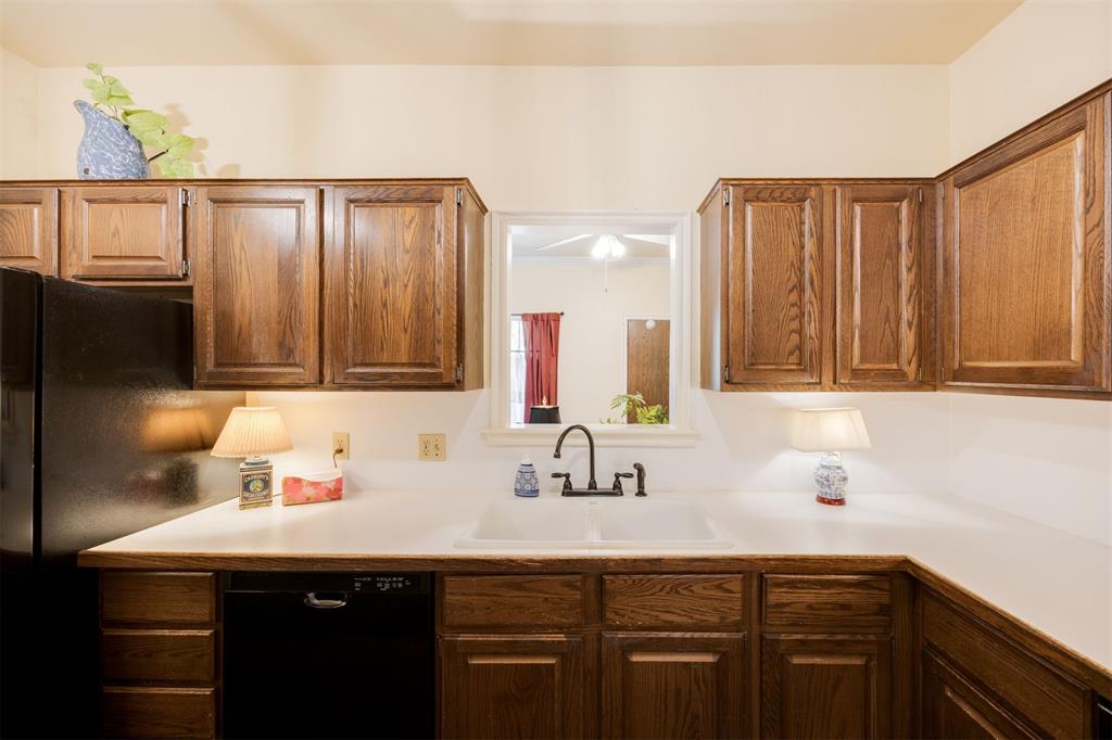 8918 N May Avenue Unit: 0