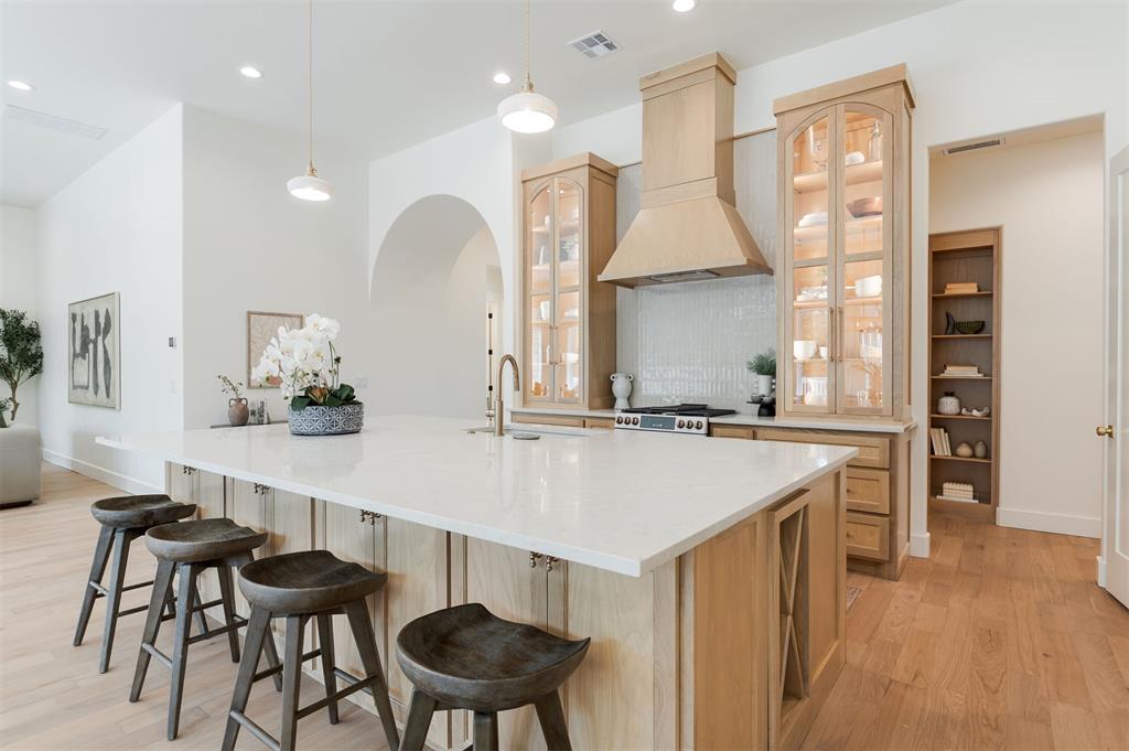 7224 Sunset Sail Avenue