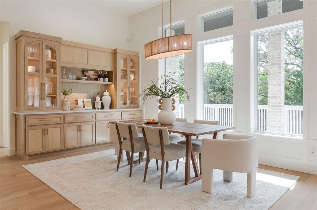 7224 Sunset Sail Avenue