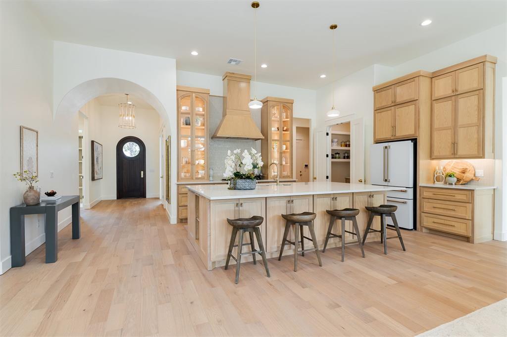 7224 Sunset Sail Avenue