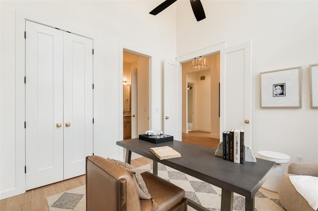 7224 Sunset Sail Avenue