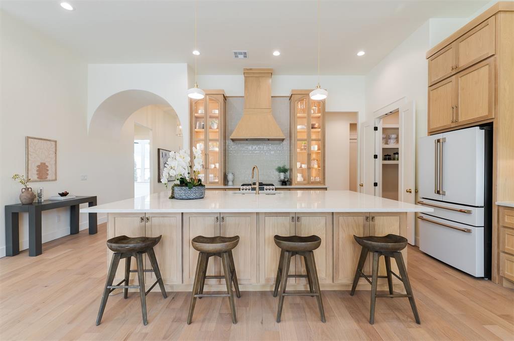 7224 Sunset Sail Avenue