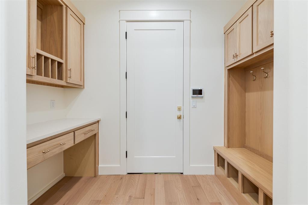 7224 Sunset Sail Avenue