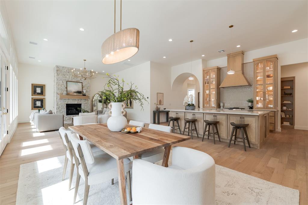 7224 Sunset Sail Avenue