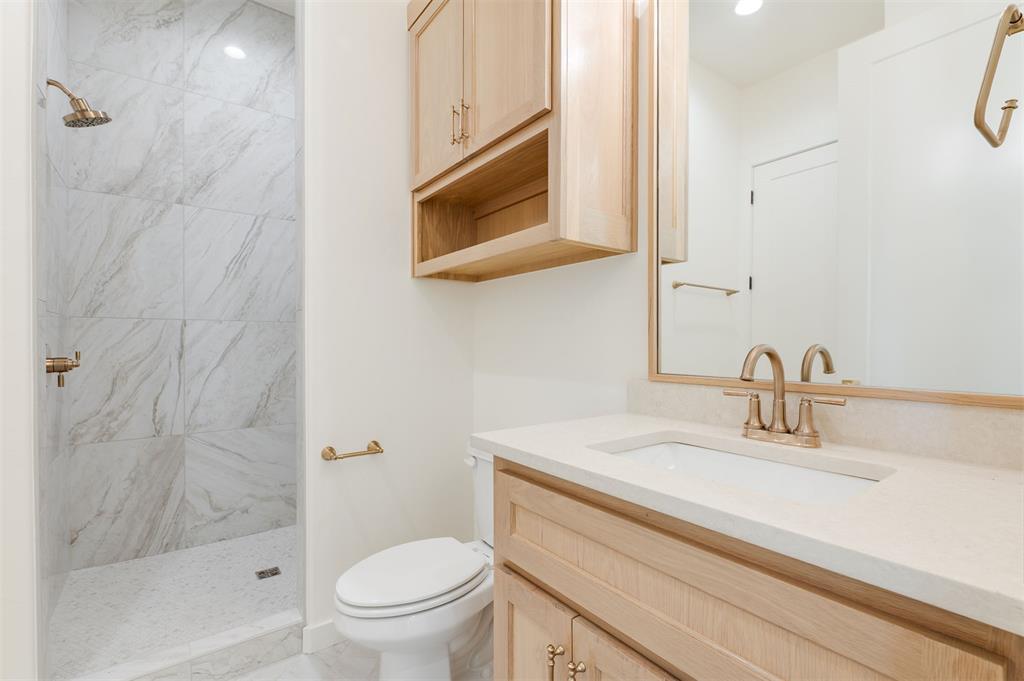 7224 Sunset Sail Avenue