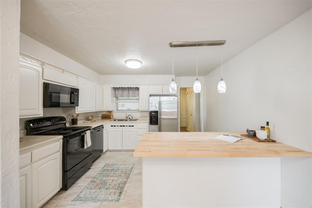 4412 NW 57th Street