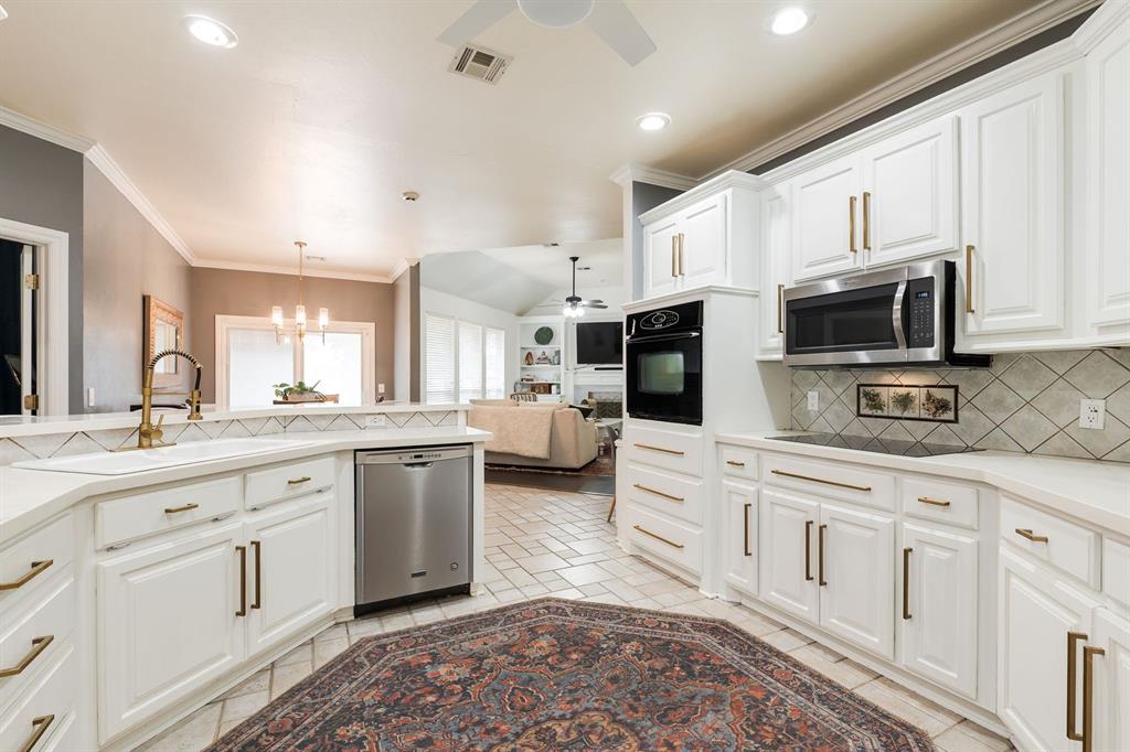 16608 Halbrooke Road