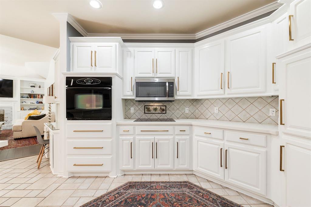 16608 Halbrooke Road