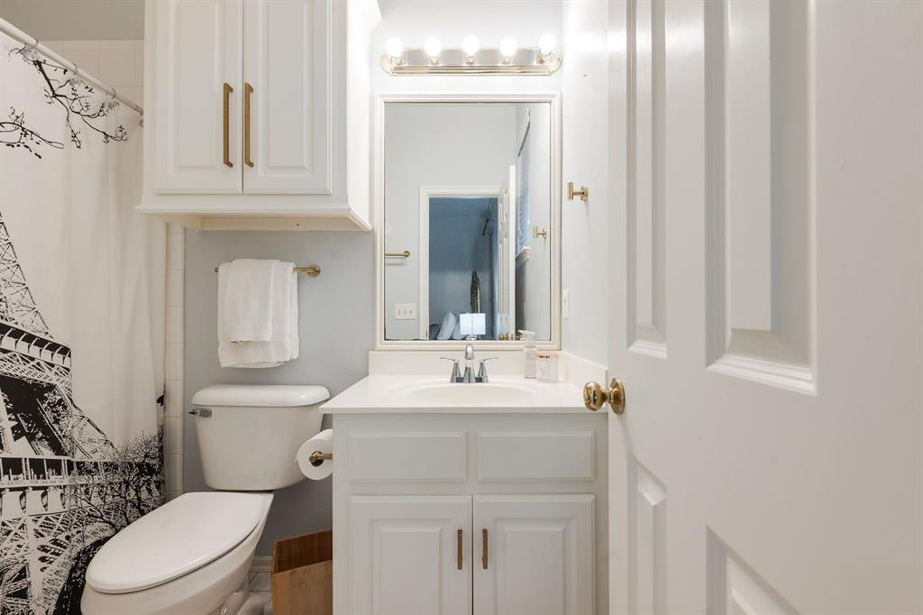 16608 Halbrooke Road