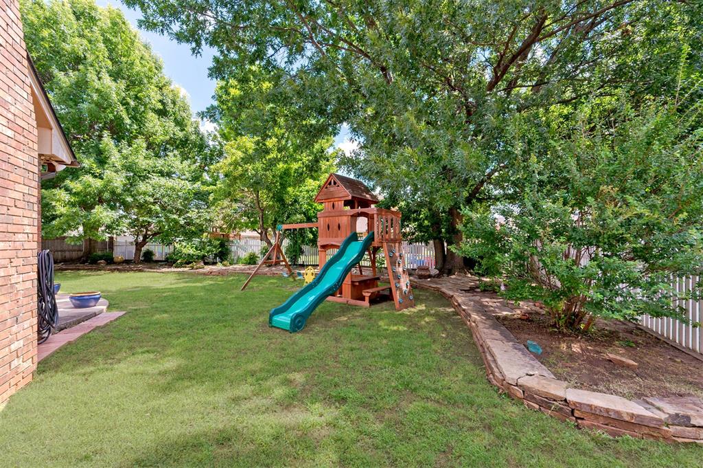 16608 Halbrooke Road