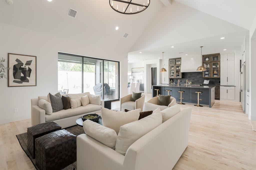 391 Old Creek Road