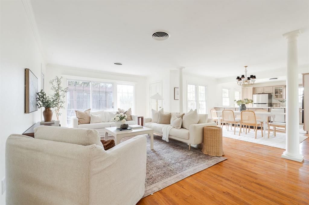 1908 Dorchester Drive