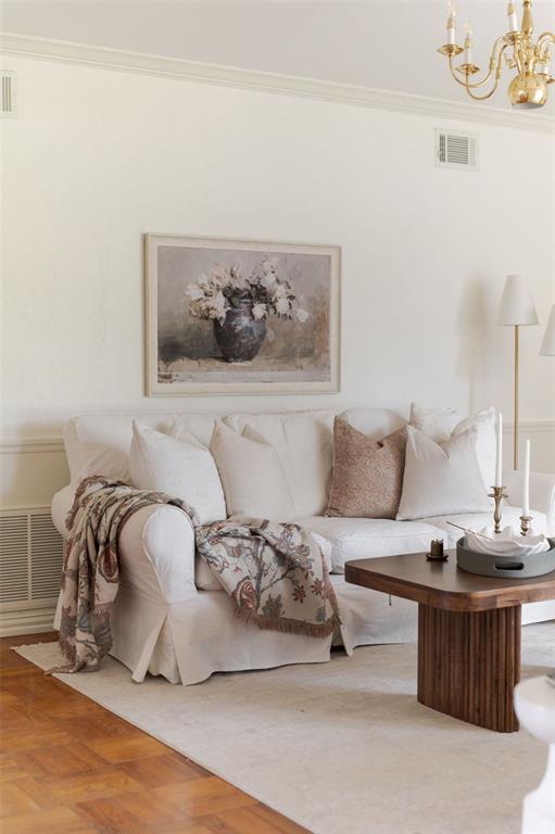 1908 Dorchester Drive