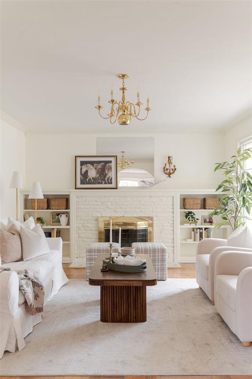 1908 Dorchester Drive