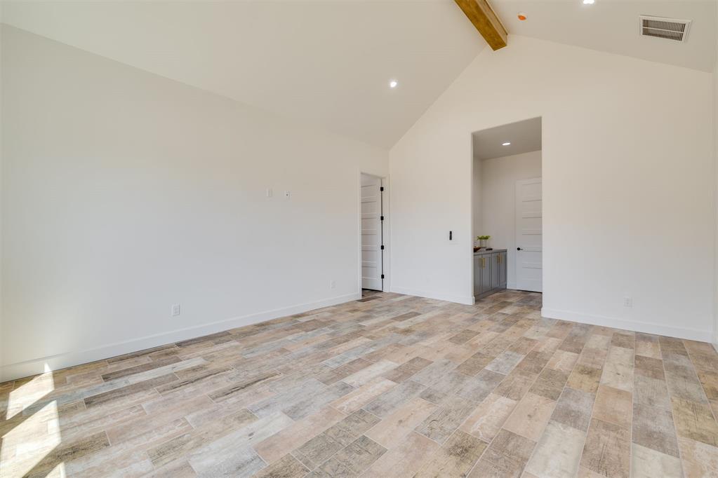 4401 Clear Ridge Corner