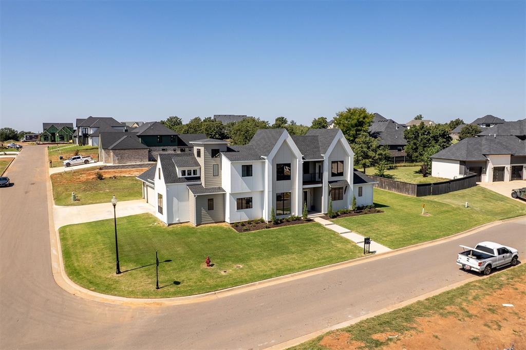 4401 Clear Ridge Corner