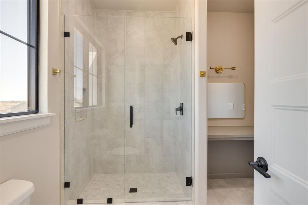 4401 Clear Ridge Corner