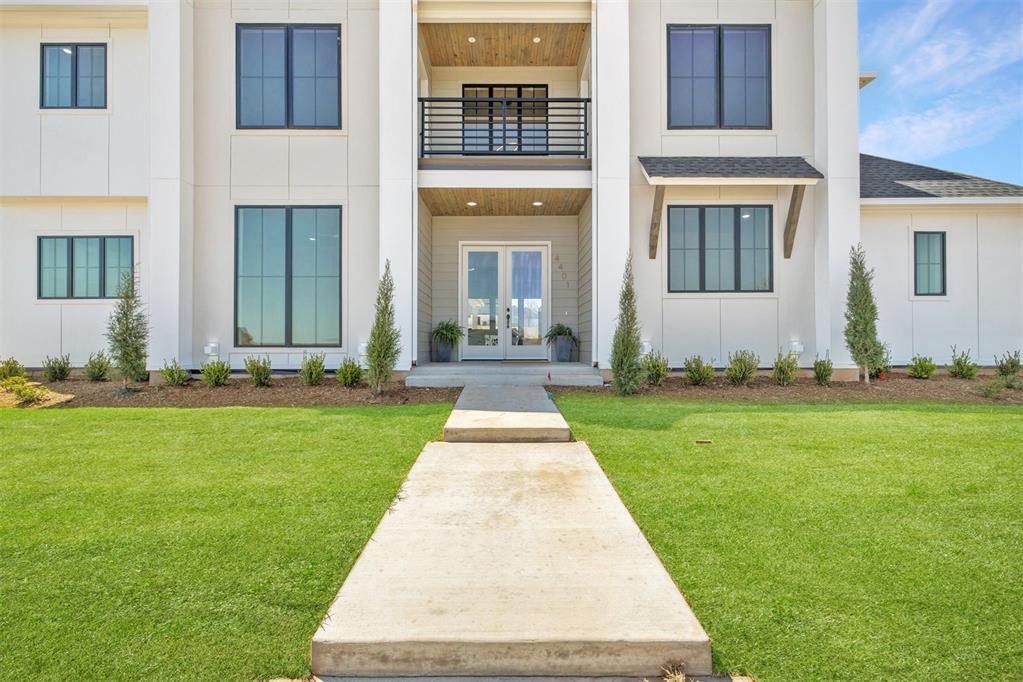 4401 Clear Ridge Corner