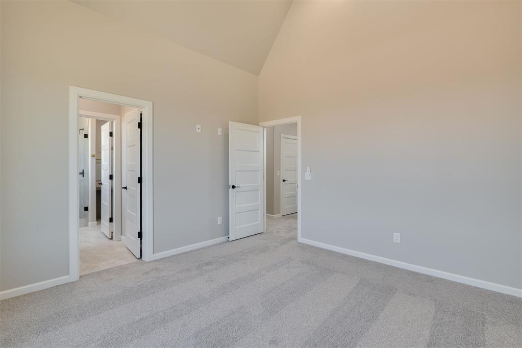 4401 Clear Ridge Corner