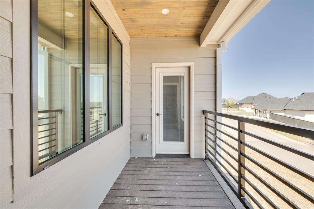 4401 Clear Ridge Corner