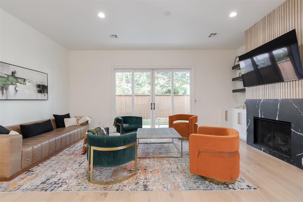 1127 NW 56th Street Unit: B