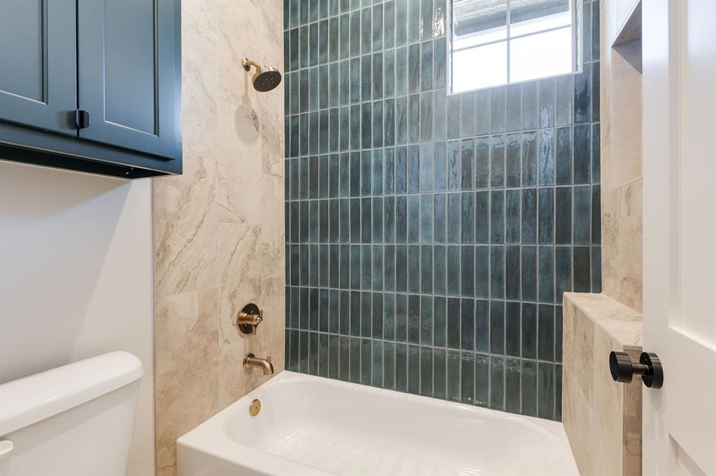 7921 Stagecoach Circle