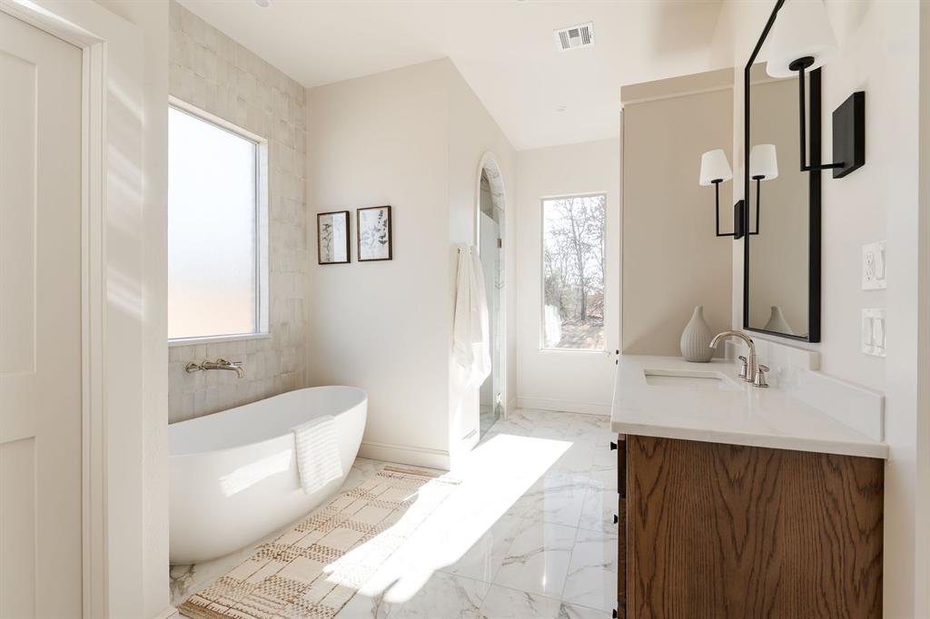 7921 Stagecoach Circle