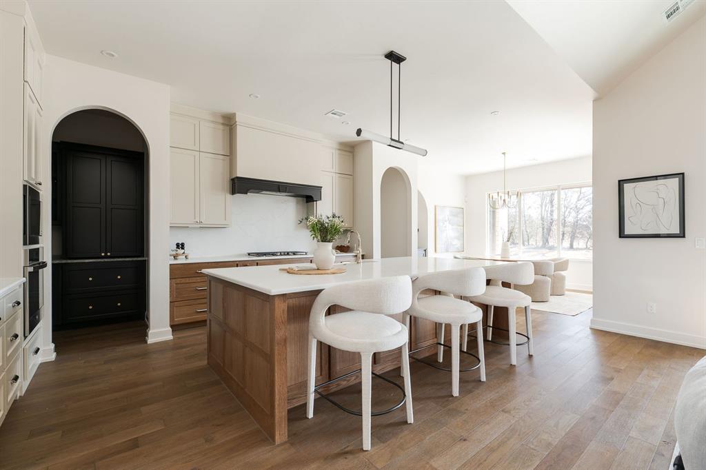 7921 Stagecoach Circle