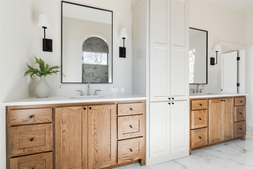 7921 Stagecoach Circle