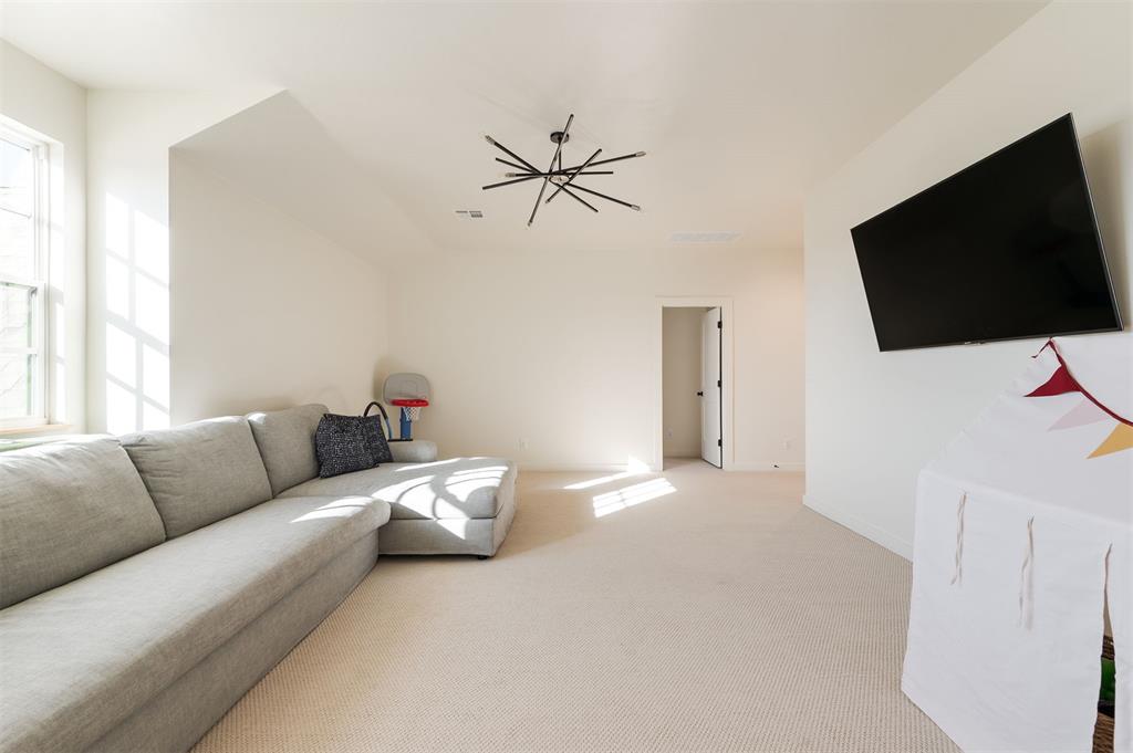 3824 Stone Hill Lane