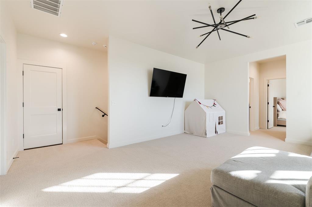 3824 Stone Hill Lane