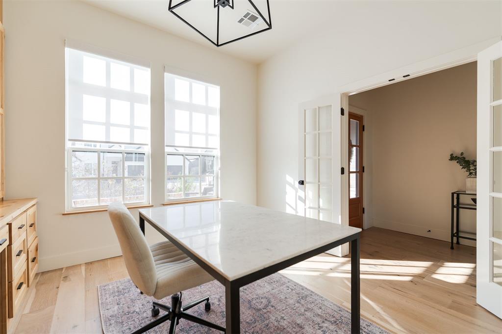 3824 Stone Hill Lane