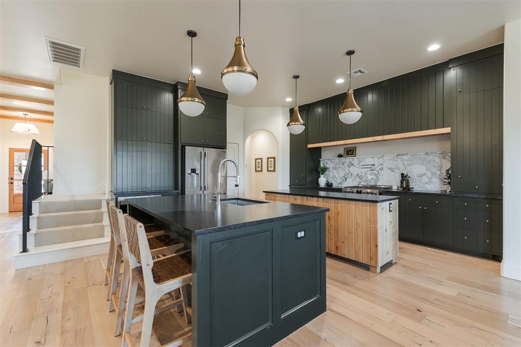 3824 Stone Hill Lane