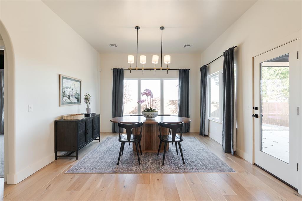 3824 Stone Hill Lane