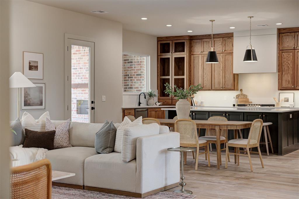 21205 Reserve Circle