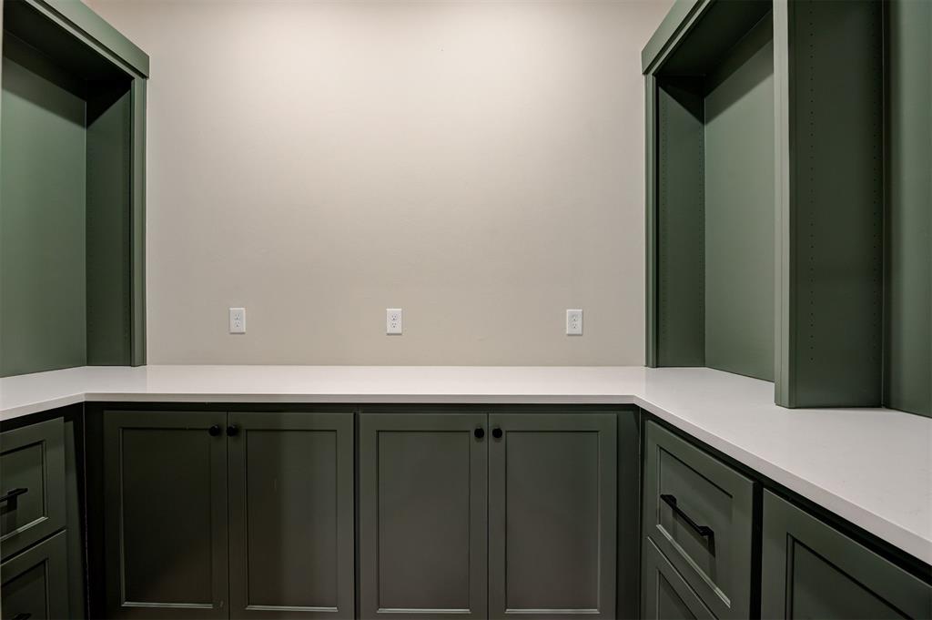 21205 Reserve Circle