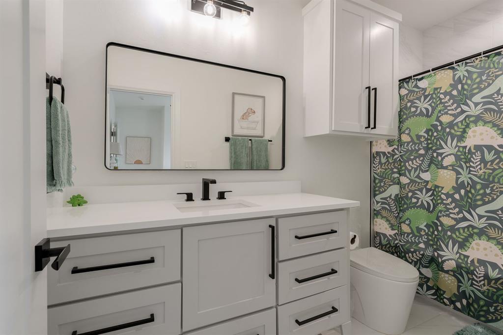 1127 NW 56th Street Unit: B